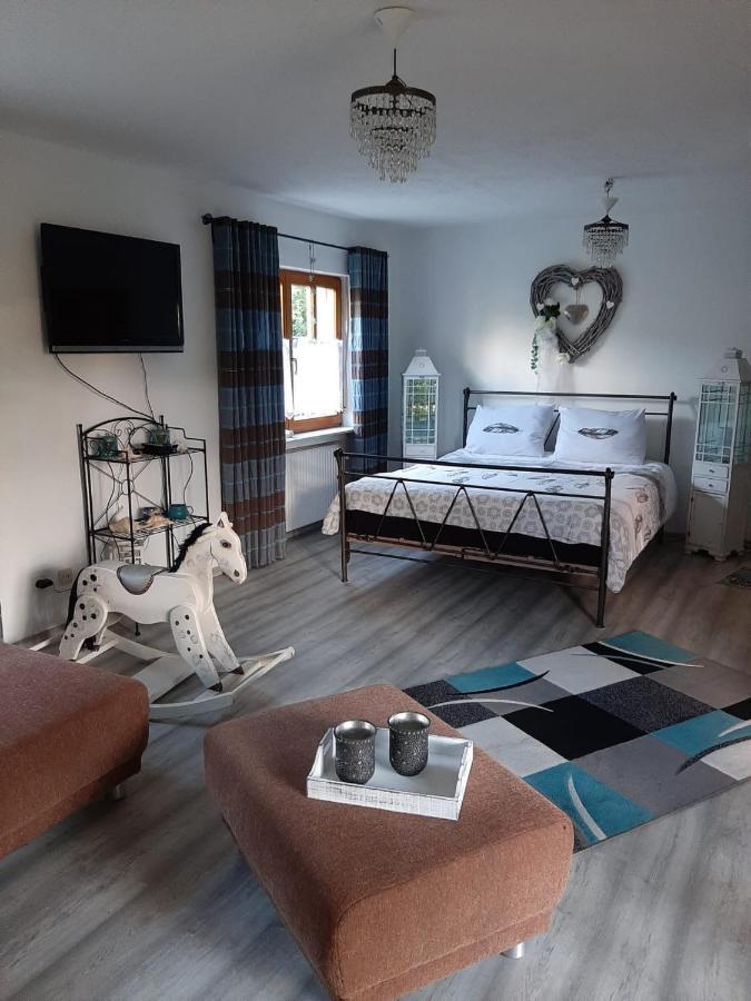 B&B Neuses Am Brand Sonnefeld Экстерьер фото